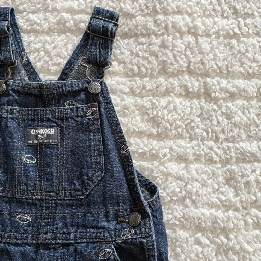 OshKosh Bgosh Kids Dark Wash Denim Football Embroidered Bib‎ Overalls Sports 2T